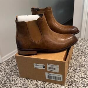 Journee Collection Tan Chukka Boots